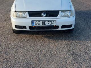 Volkswagen Caddy foto 2