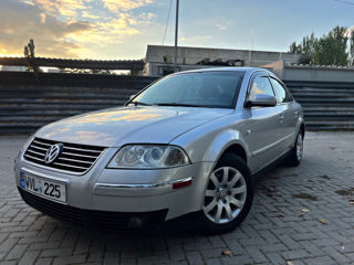 Volkswagen Passat foto 3