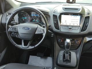 Ford Kuga foto 12