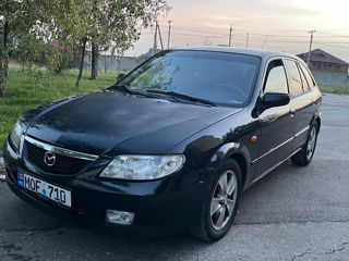 Mazda 323