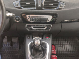 Renault Grand Scenic foto 6