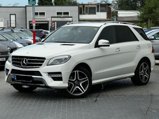 Mercedes M-Class foto 1