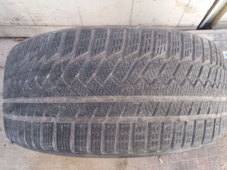 одна шина 225 / 40 R 18  1 шт  400 лей,  Есть еще :  R 14, R 15,  по 200 lei,   R 16  по 300 lei