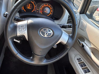 Toyota Auris foto 6