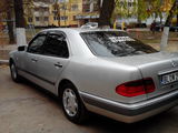 Mercedes E Class foto 7