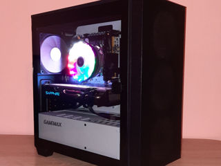PC / 8xCore / 16GB / RX580