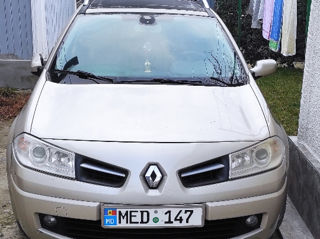 Renault Megane foto 2