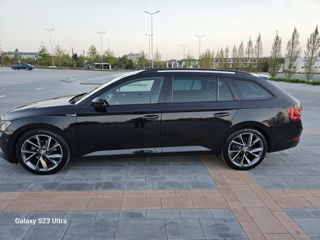 Skoda Superb foto 3