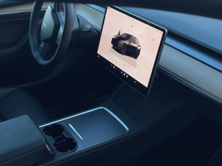 Tesla Model Y foto 15