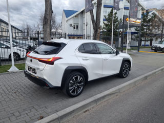 Lexus UX foto 5