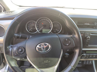 Toyota Auris foto 6