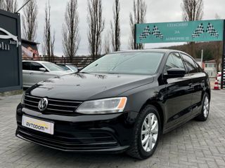 Volkswagen Jetta foto 1