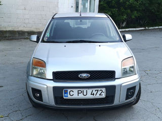 Ford Fusion foto 5