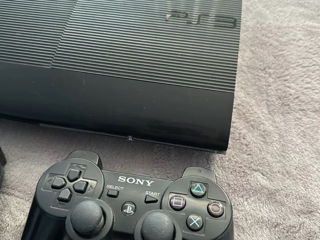 Vând PlayStation 3 Superslim HEN foto 2