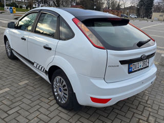 Ford Focus foto 9