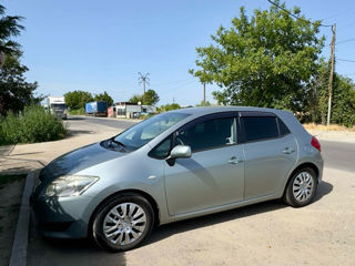 Toyota Auris foto 2