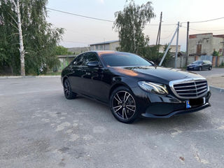 Mercedes E-Class foto 4