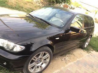 BMW 3 Series foto 6