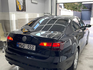 Volkswagen Jetta foto 5