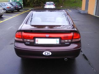 Mazda 626 foto 1