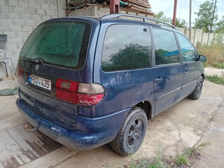 Volkswagen Sharan foto 5