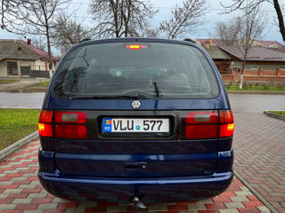 Volkswagen Sharan foto 16