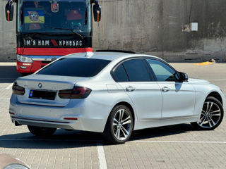 BMW 3 Series foto 4