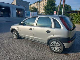 Opel Corsa foto 3