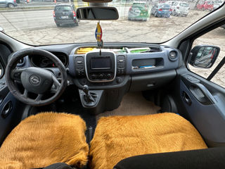 Opel Vivaro foto 8