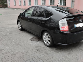 Toyota Prius foto 2