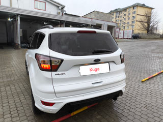 Ford Kuga foto 3