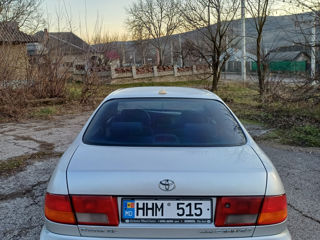 Toyota Carina foto 6