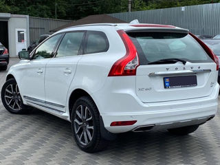 Volvo XC60 foto 3