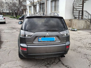 Mitsubishi Outlander foto 5