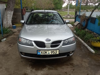 Nissan Almera foto 5