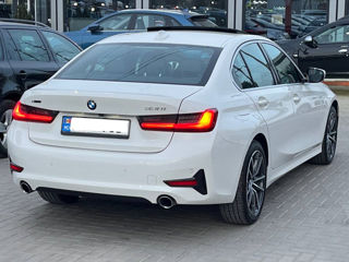 BMW 3 Series foto 5