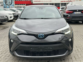 Toyota C-HR foto 2