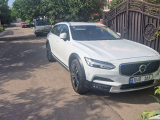 Volvo V90 Cross Country