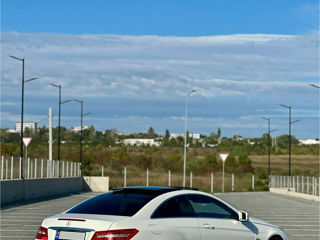 Mercedes E-Class Coupe foto 3