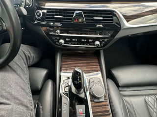 BMW 5 Series foto 13