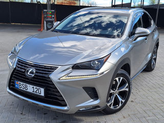 Lexus NX Series foto 1