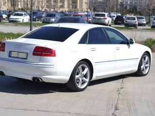 Audi A8 foto 4