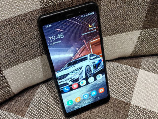 Samsung A8 Duos foto 8