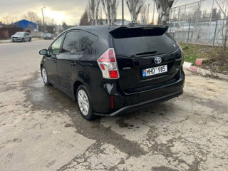 Toyota Prius + foto 2