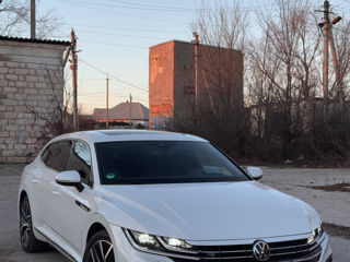 Volkswagen Arteon foto 2