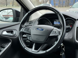 Ford Focus foto 9