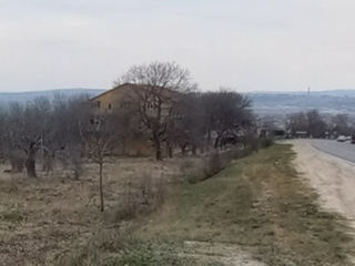 Vind pamint (Intravilan) 0,44 arii.  Traseul Orhei Chisinau. La isire din Orhei. foto 2