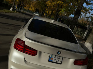 BMW 3 Series foto 2