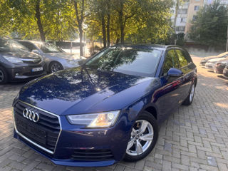 Audi A4 foto 11