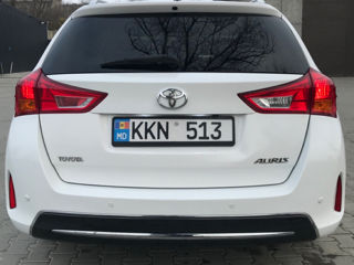 Toyota Auris foto 4